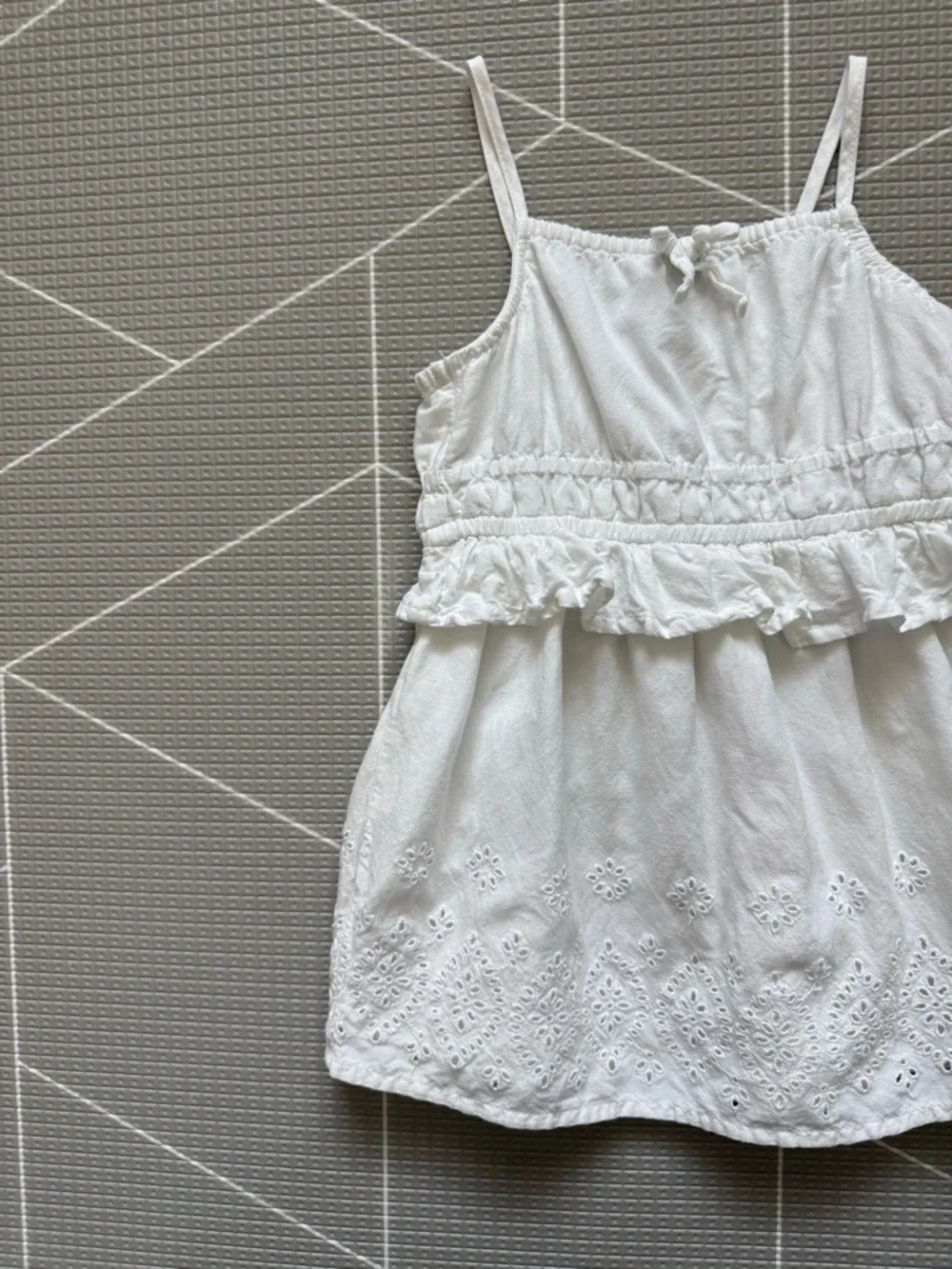 Old Navy|Baby girl white sleeveless summer dress in eyelet lace•Boho Sundress!